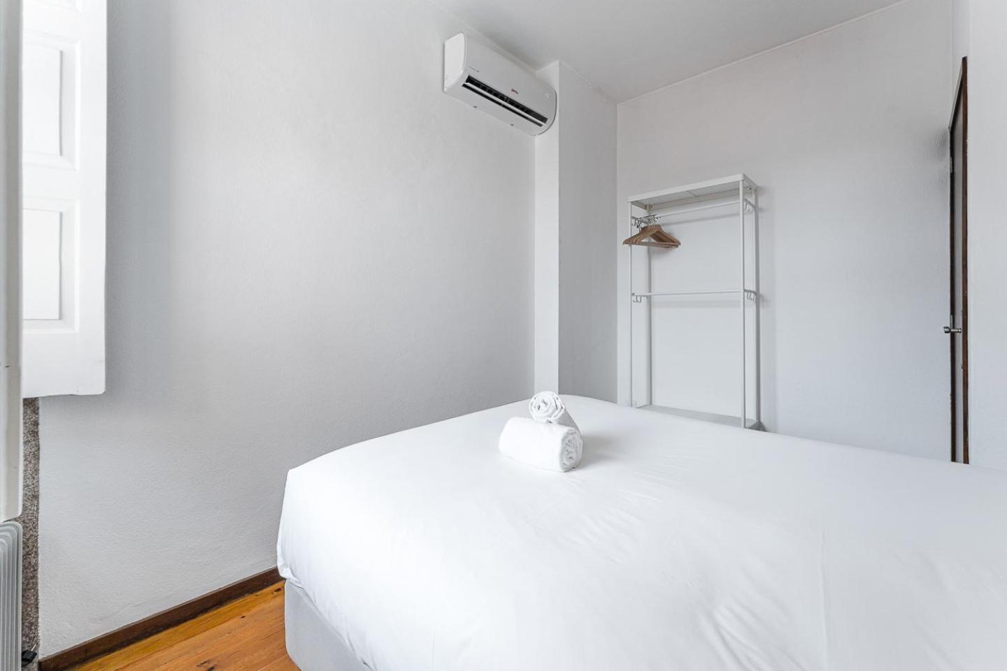 Guestready - Modern Duplex, Neo-Classical Building بورتو المظهر الخارجي الصورة